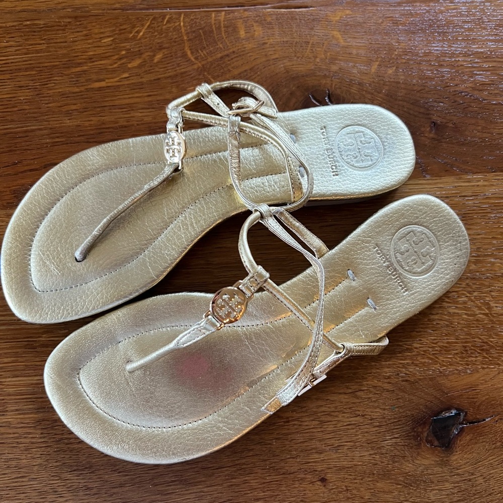 Tory Burch - gold